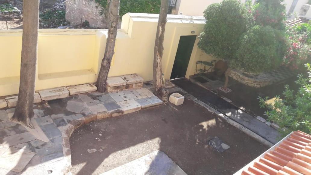 Апартаменты A Painter'S House In Plaka Афины Экстерьер фото
