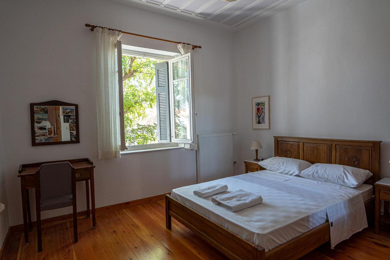 Апартаменты A Painter'S House In Plaka Афины Экстерьер фото